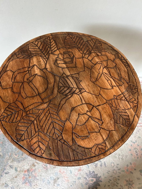Amsterdam School Side table with rose motif – Wood (photo 3 of 6)