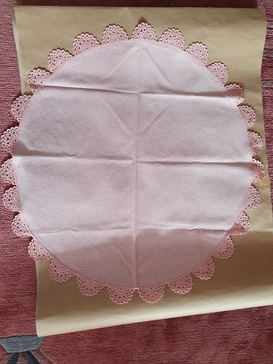 Einzigartige handgefertigte runde Tischdecke, ca. 75 cms Durchmesser, Eigene Herstellung, Handarbeit (Foto 5 von 5)
