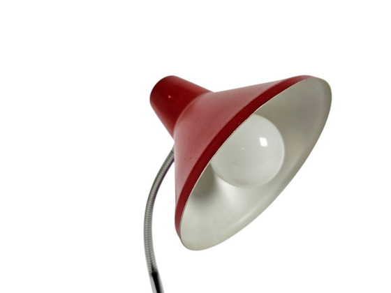 Image 1 of Hala Zeist - lampada da tavolo - rosso - collo flessibile - anni '60