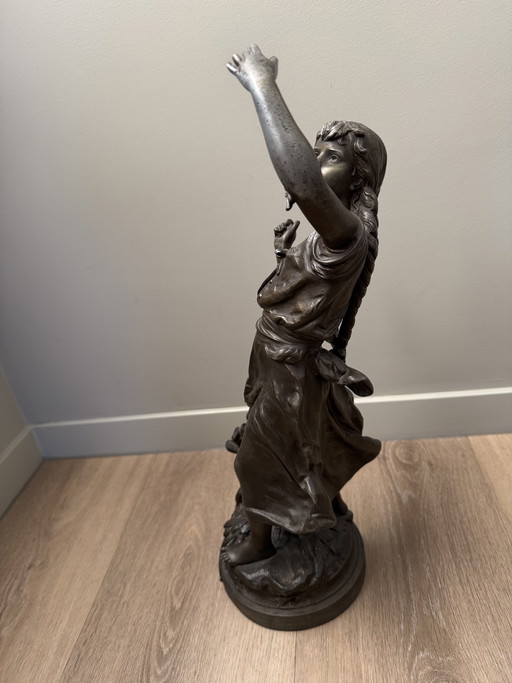 Zamac sculpture by the French sculptor Hyppolyte François Moreau.