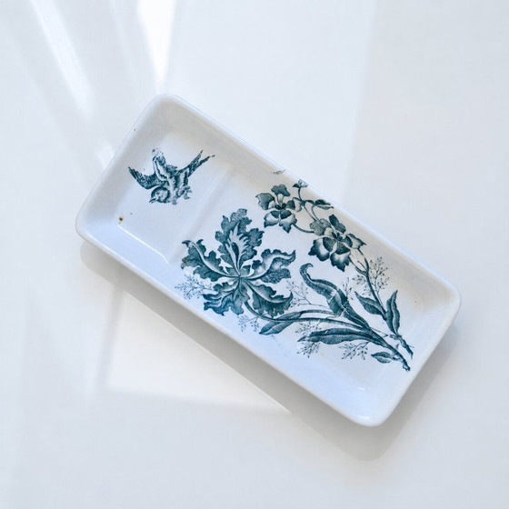 Image 1 of Porte savon français du XIXe siècle terre de fer Moulin des Loups collection à l'oiseau "Orchidées" 