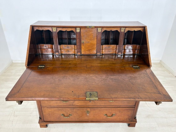 Image 1 of Secretair bureau in Engelse koloniale stijl, mahoniehouten kast, antiek, circa 1900.