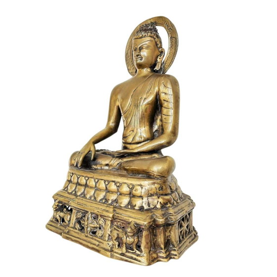 Kaschmir vergoldeter Bronze-Buddha in Bhumisparsha-Mudra – Bildhauerei (photo 2 of 4)
