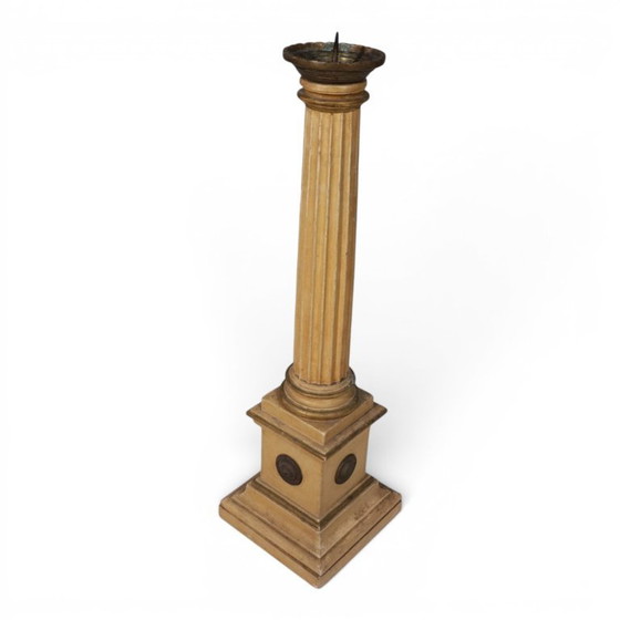 Image 1 of Antieke, sculpturale houten kerkkandelaar, 1860