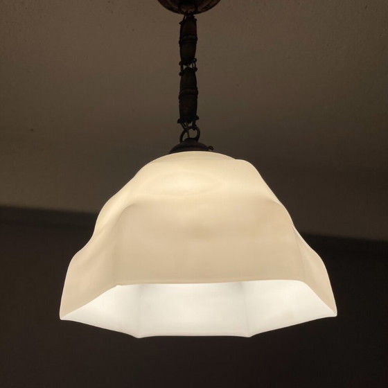Image 1 of Art Deco hanglamp van wit opaalglas, jaren 1940