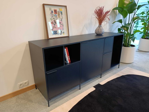 Buffet Tylko bleu avec portes et tiroirs