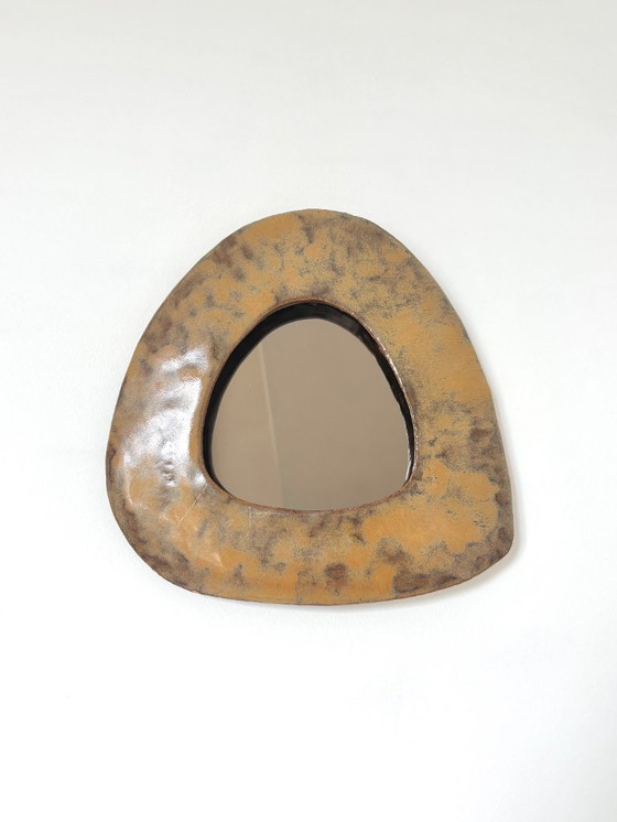 Image 1 of Franse hedendaagse keramische spiegel, "Triangolo" van Renzo Maar
