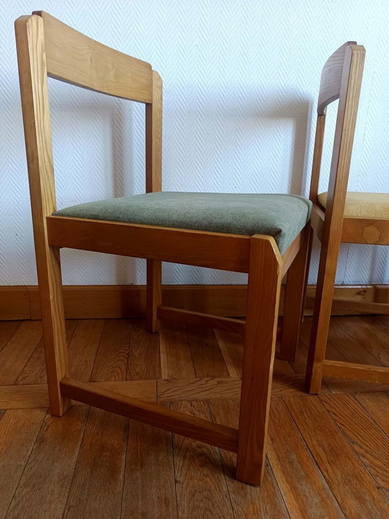 Image 1 of 6 stoelen in Scandinavische stijl, gemaakt van iepenhout en stof.