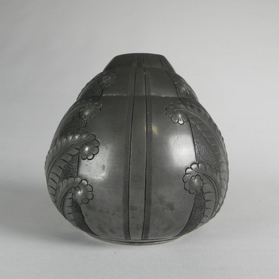 Image 1 of Pewter Art Nouveau vase, signed PETIZON, early 20th century