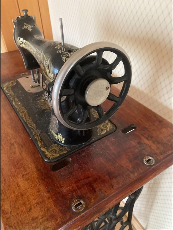 Máquina de coser antigua SINGER de pedal - Modelo 127K/27K "SPHINX" – Escocia, 1910 – Objetos decorativos (photo 8 of 14)