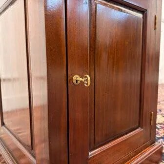 Cassettiera inglese classica, Credenze con vetrina, Pelle, Ottone, Marrone, Chesterfield (foto 10 di 12)