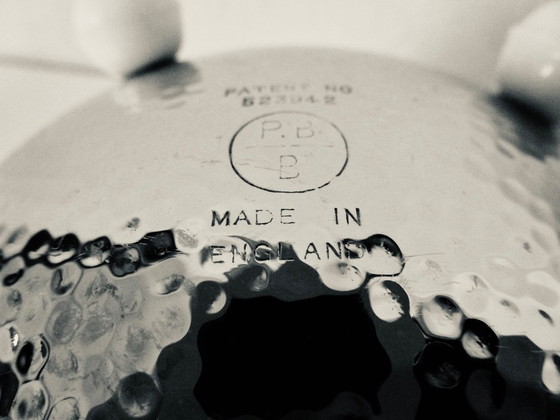 Image 1 of Een vintage "Ever-Hot" theeset, geproduceerd door Perry, Bevan en Co. (PBB). 