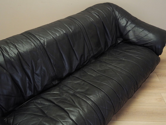 Image 1 of Divano in pelle nera, design italiano, anni '60, produzione: Italia