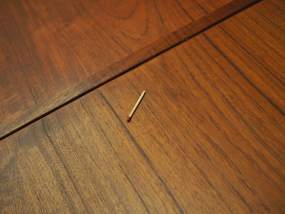 Image 1 of Table en teck, design danois, années 1970, production : Danemark