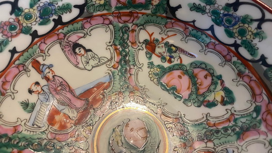 Beautiful Vintage Chinese 'Rose Medallion' Porcelain Bowl – Ø 18 cm – China (photo 3 of 8)