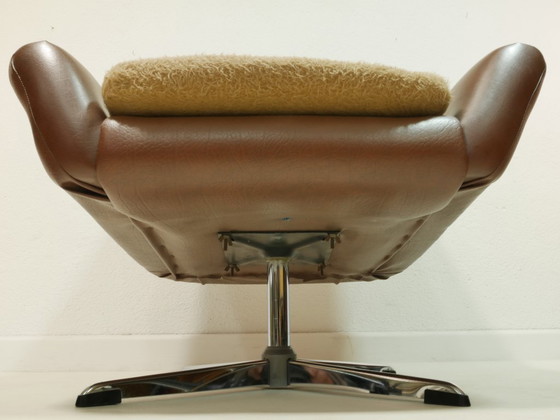 Image 1 of Vintage swivel chair from the 1970s, lounge chair, cocktail chair, Mid Century Modern