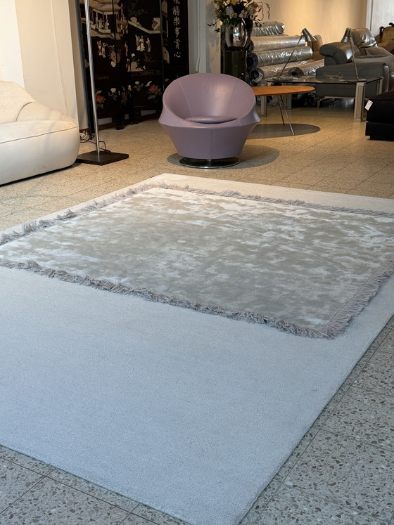 Image 1 of Tapis Leolux Cadre Pierre