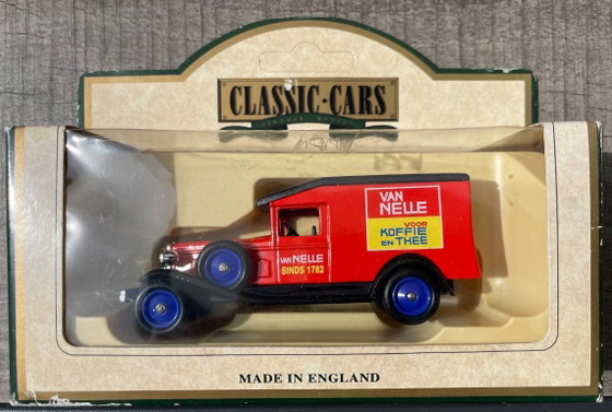 13 artículos de Classic Cars of Lledo – Objetos decorativos, Metal, Plastic (photo 4 of 13)