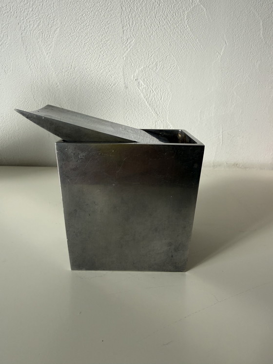 Image 1 of Philippe Starck 80s design Memphis XO edit Ray Hollis 1986