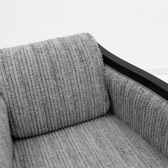 Image 1 of Zwei italienische Art-Deco-Sessel aus schwarz lackiertem Holz und geripptem Samt