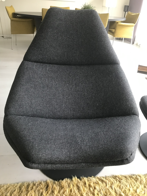 Sillones Artifort + reposapiés