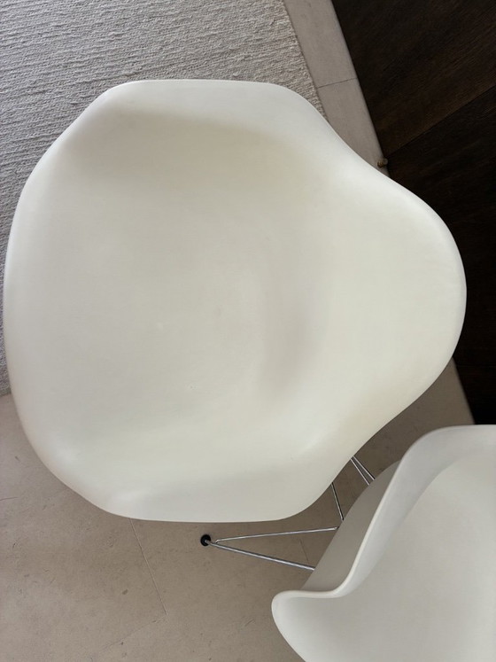 Poltrona in plastica Vitra Eames RE DAR – Sedie da camera, Metal (photo 4 of 5)