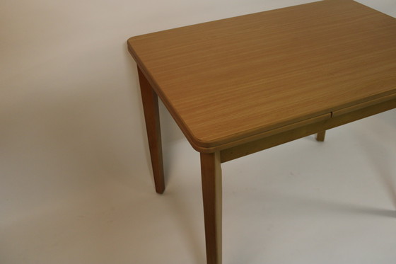 Image 1 of Tavolo da pranzo vintage allungabile in legno