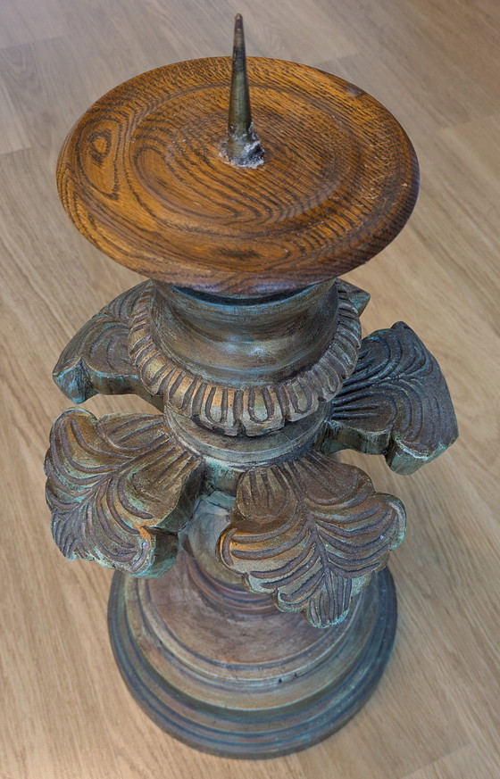 Image 1 of Großer hölzerner Kerzenständer