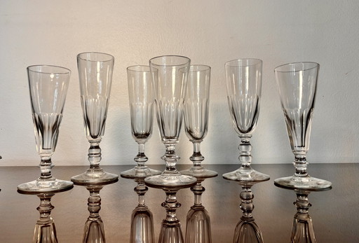 7 flutes Baccarat et Saint Louis 19eme