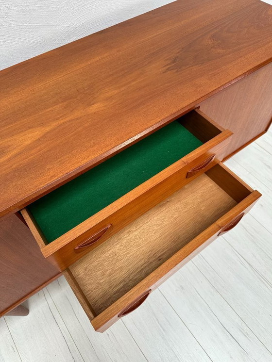 Image 1 of Buffet vintage danois en teck du Mid Century par Clausen & Søn 60s 70s