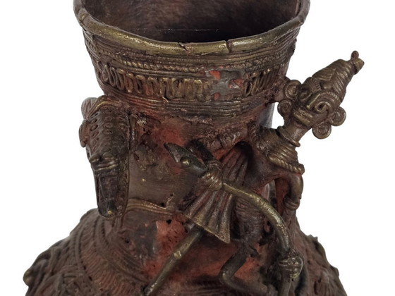 Image 1 of Tibet - bronze - 'Dragon' - Mythical figures - vase - 20th century