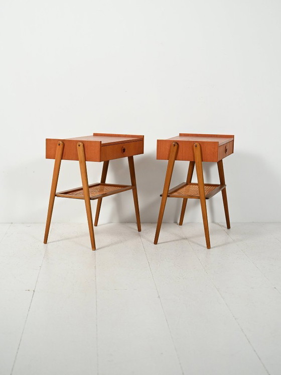 Image 1 of Coppia di comodini scandinavi in ​​teak con canna di Vienna