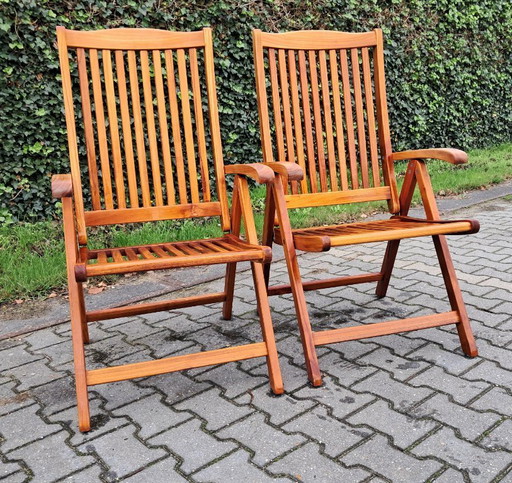 2 Sunyard Veronica teak folding reclining chairs
