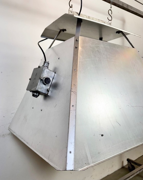 Image 1 of Grande lampada a sospensione industriale in argento di Elektrosvit, anni '70