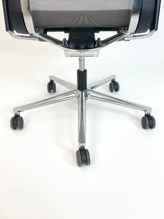 Image 1 of ICF Una Plus chair