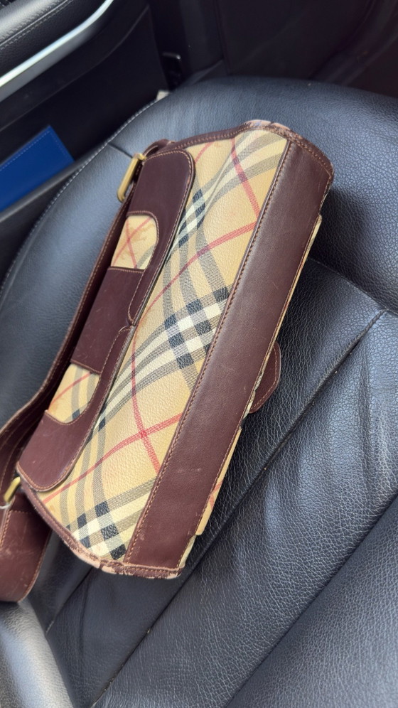 Burberry tas – Top handle tassen, Kalfsleer (photo 8 of 8)