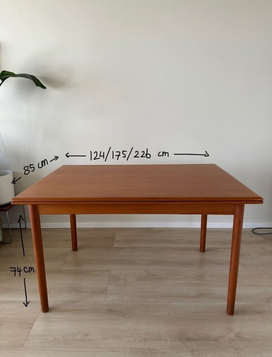 Image 1 of Vintage Danish Teak extendable table - Høng Stolefabrik