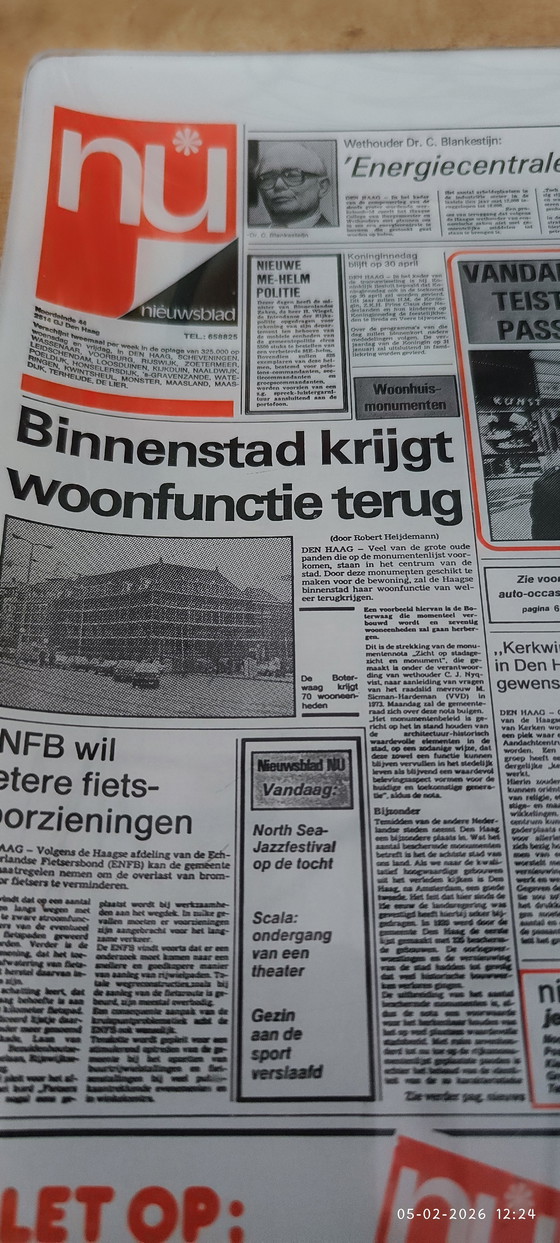 Image 1 of Giornale in ciotola di vetro vintage ORA