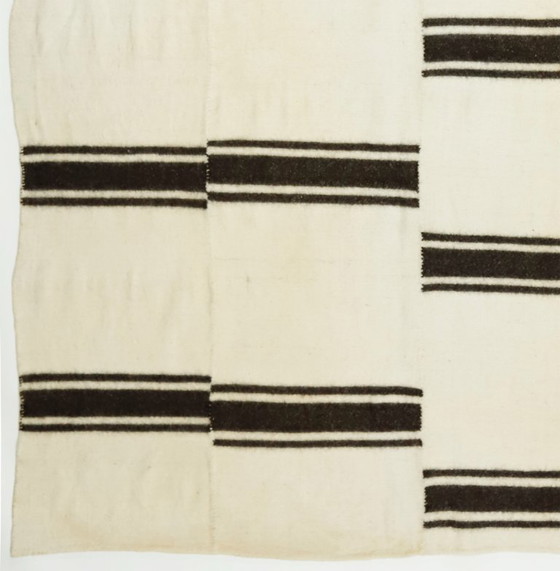 Minimal Vintage Anatolian Kilim – Cream & Black Striped Handwoven Wool Flatweave Rug 281 x 185 cm (photo 4 of 10)
