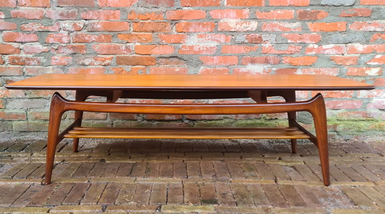 Image 1 of Vintage, design salontafel Louis van Teeffelen. Nr. 1