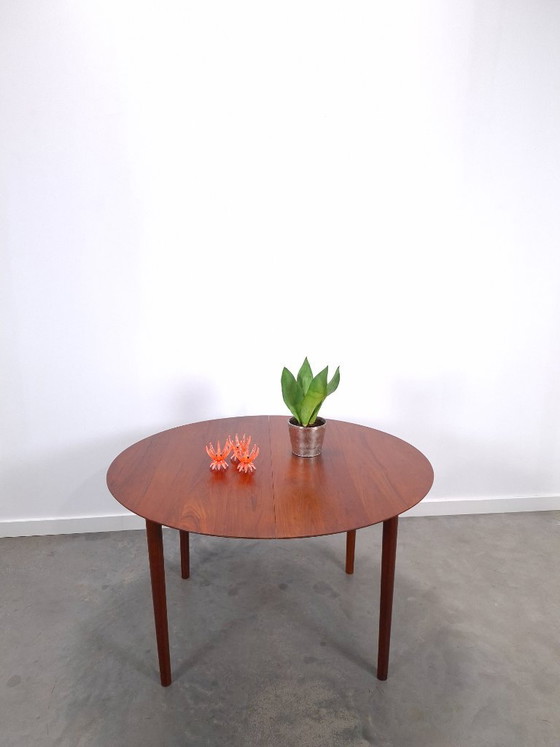 Vintage Danish Søborg Møbelfabrik extendable oval round teak Dining table, Wood, Brown (photo 6 of 17)