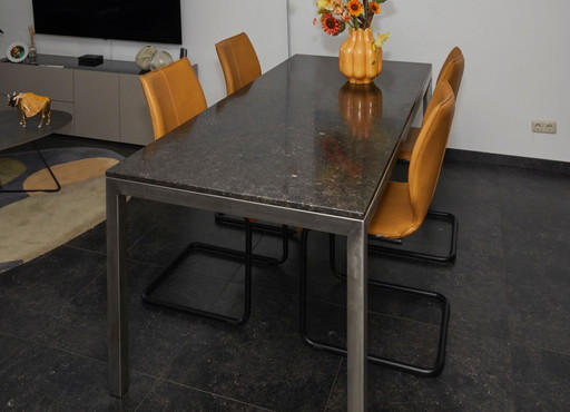 table à manger design nuovo