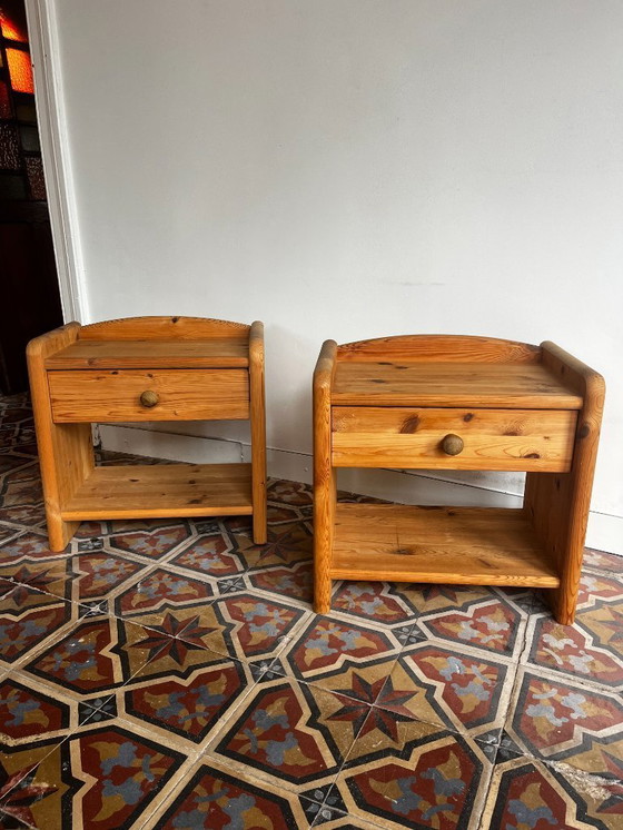 Image 1 of Mesillas de noche de pino