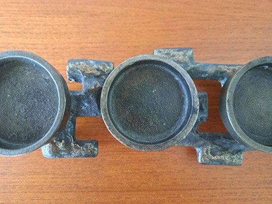 Brutalistischer Kerzenhalter/Kandelaber – Bronze (photo 3 of 5)