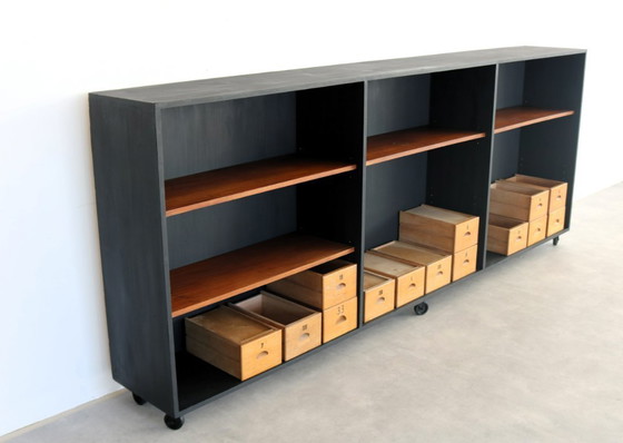 Image 1 of armoire scolaire vintage en bois avec bacs de rangement