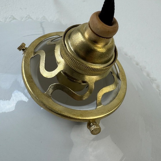 Image 1 of SUSPENSION ANCIENNE DENTELEE EN OPALINE  25 CM VINTAGE