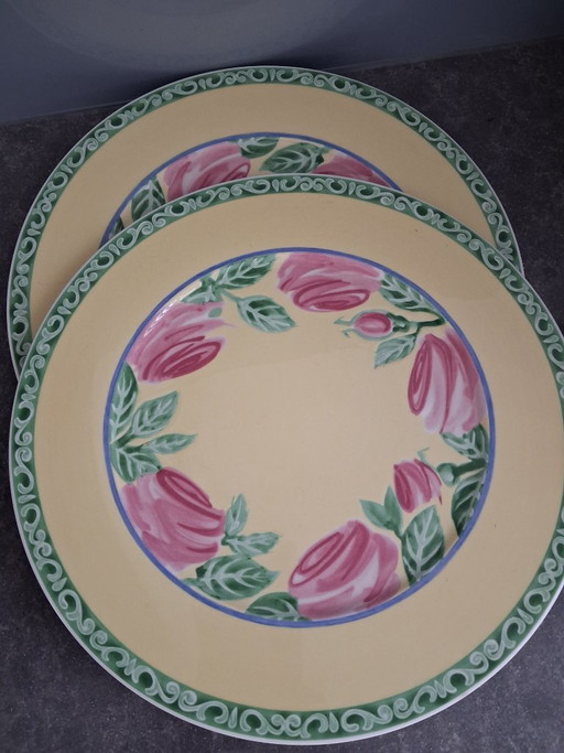 2 schalen en 2 pizza borden Villeroy en Boch 