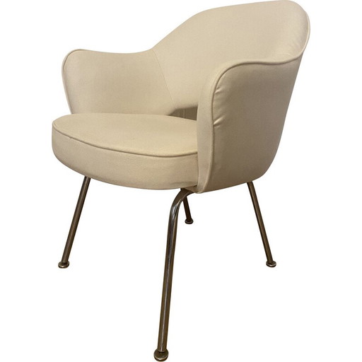 Chaise de conférence vintage en chrome et tissu blanc par Eero Saarinen pour Knoll international