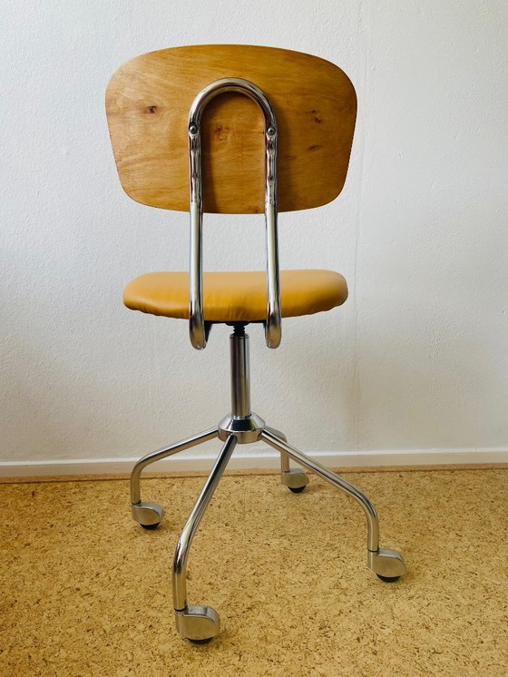 Image 1 of Vintage retro draaibare bureaustoel