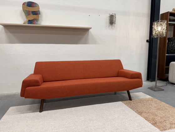 Image 1 of Divano Havee Cloak Sky 3,5 posti Hallingdal rosso arancio